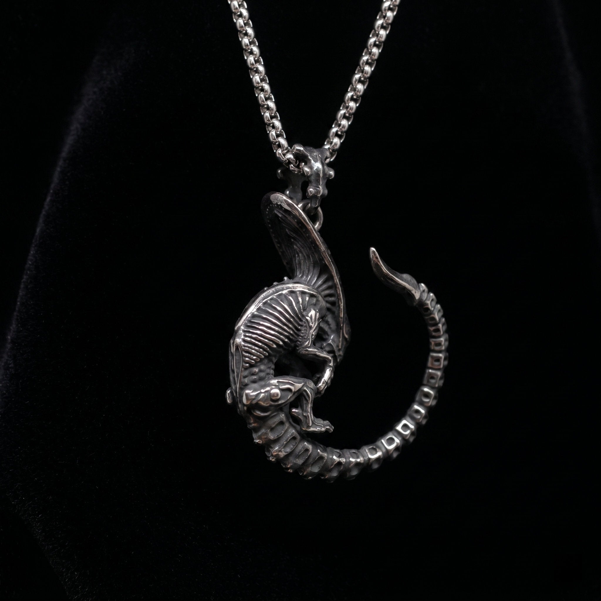 xenomorph style necklace dark aesthetic