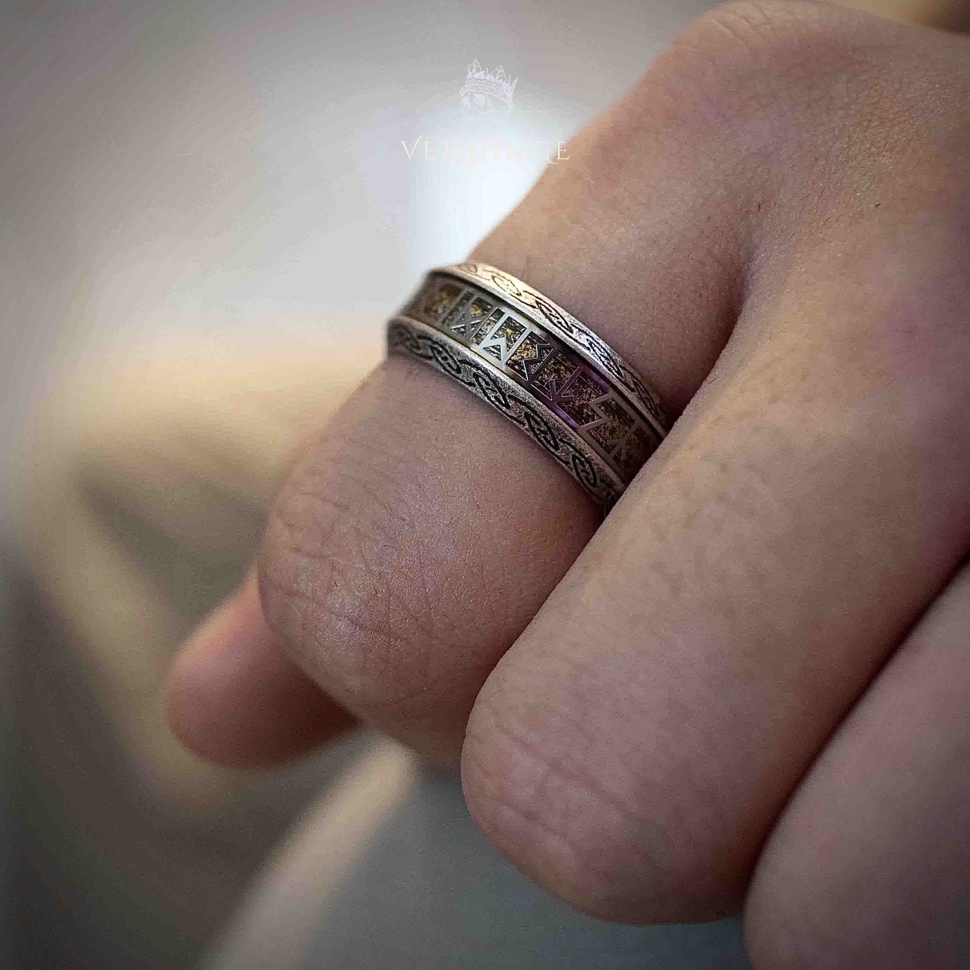 Triquetra Rune Inlay Band Secondary image