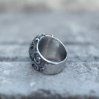 Back and inner band view of the ornate skull mirror signet ring