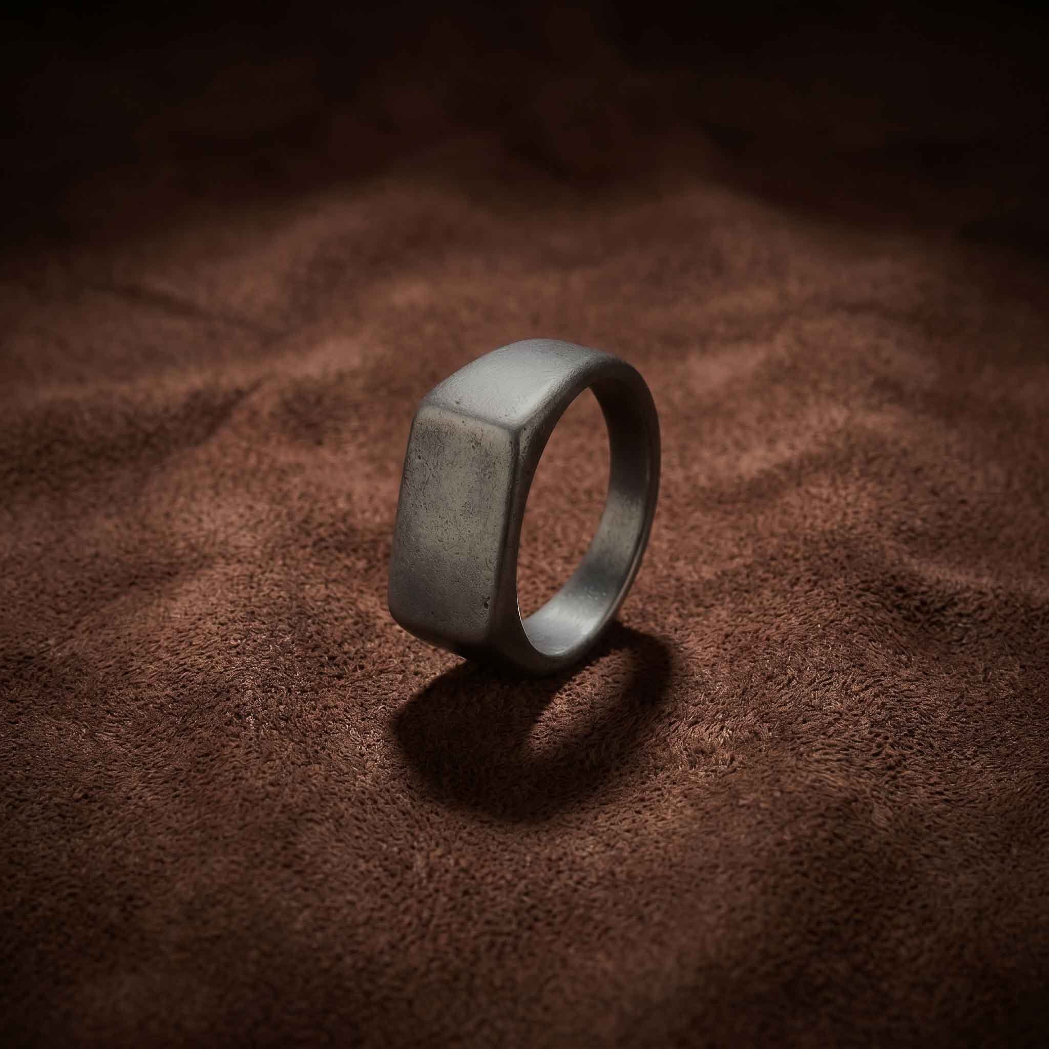 Minimalist Signet Ring – Vintage Matte Stainless Steel Square Band Secondary image