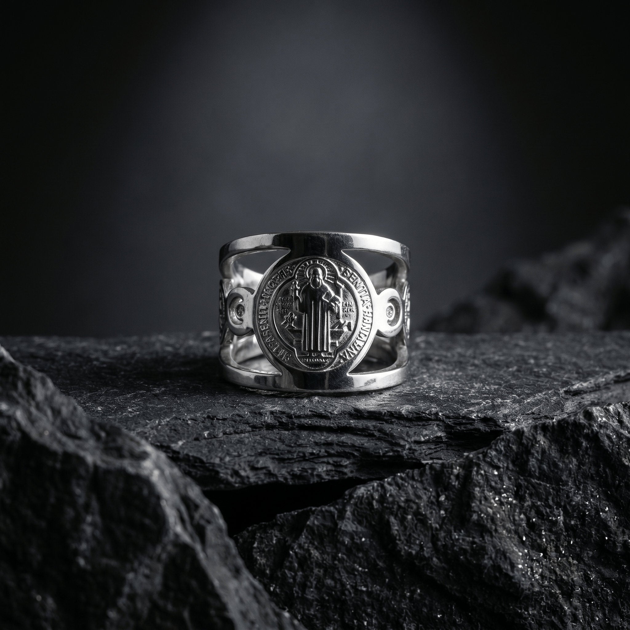 saint benedict ring polished stainless steel symbolic signet ring Imagen principal del producto